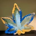 Cannabis leaf resin ashtray